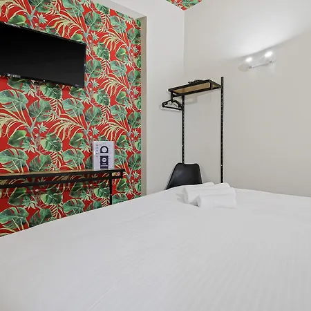Aparthotel 7athens *